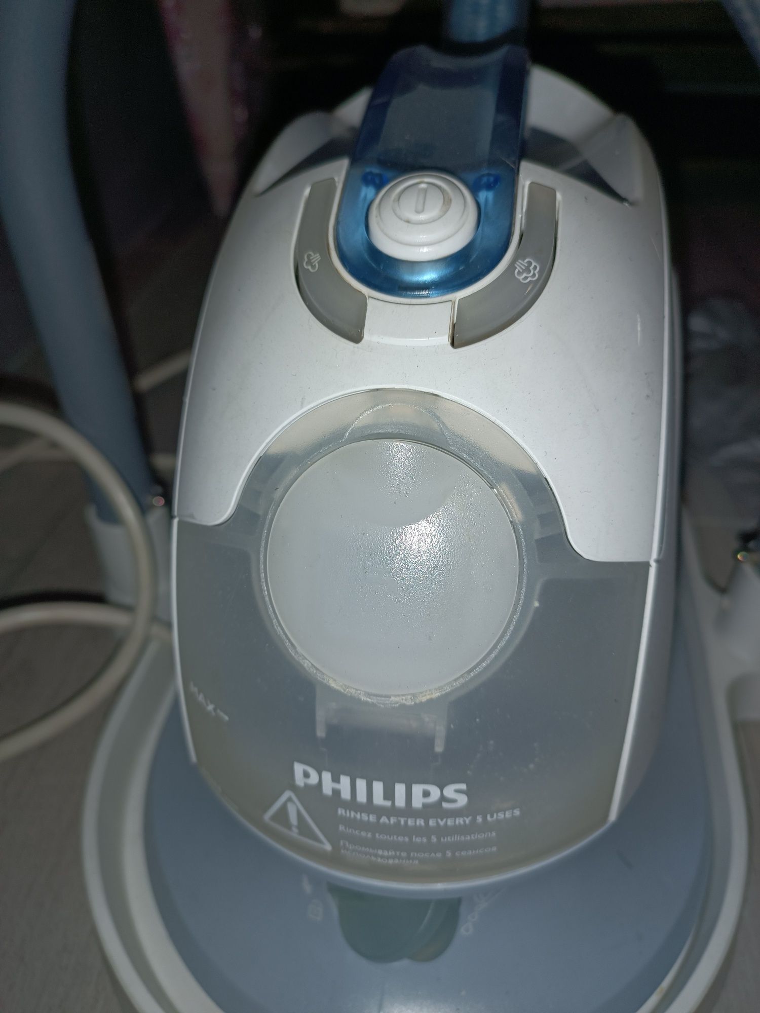 Паровой утюг Philips