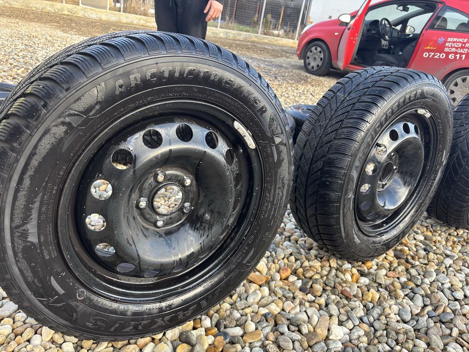 Jante gama vag cu anvelope 215/60r16 iarna