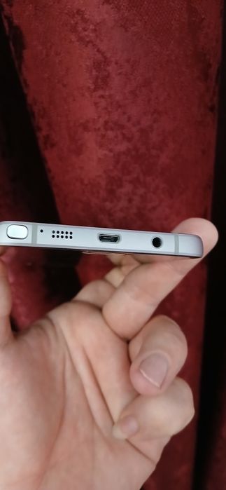 Срочно продам Samsung galaxy note 5 в идеале