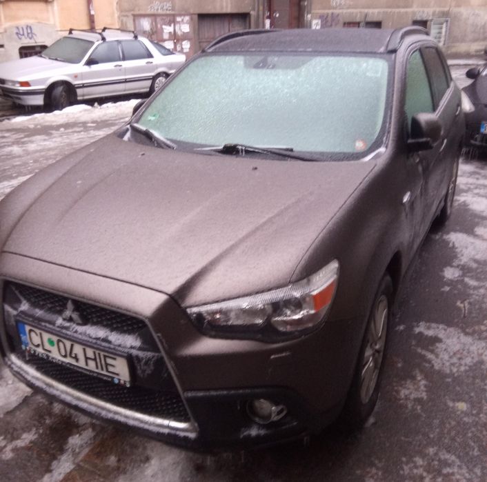 Mitsubishi ASX 2011 1.8D 4x4 trapă panoramică
