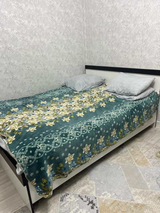 Продам кровать двухспальная и шифонер в хорошем состоянии