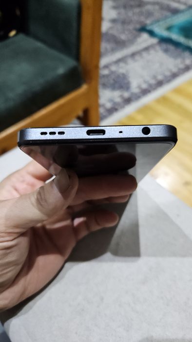 OPPO A 79 5G японская версия