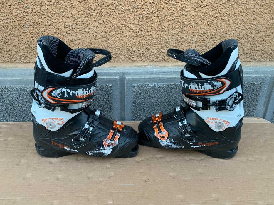 Clapari ski schiuri Tecnica Stampede marime EUR:41.5 Mondo:26.5