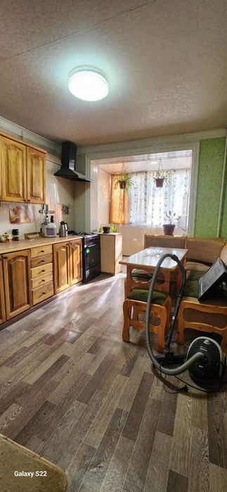 Срочно продаётся 3х -комнатная квартира