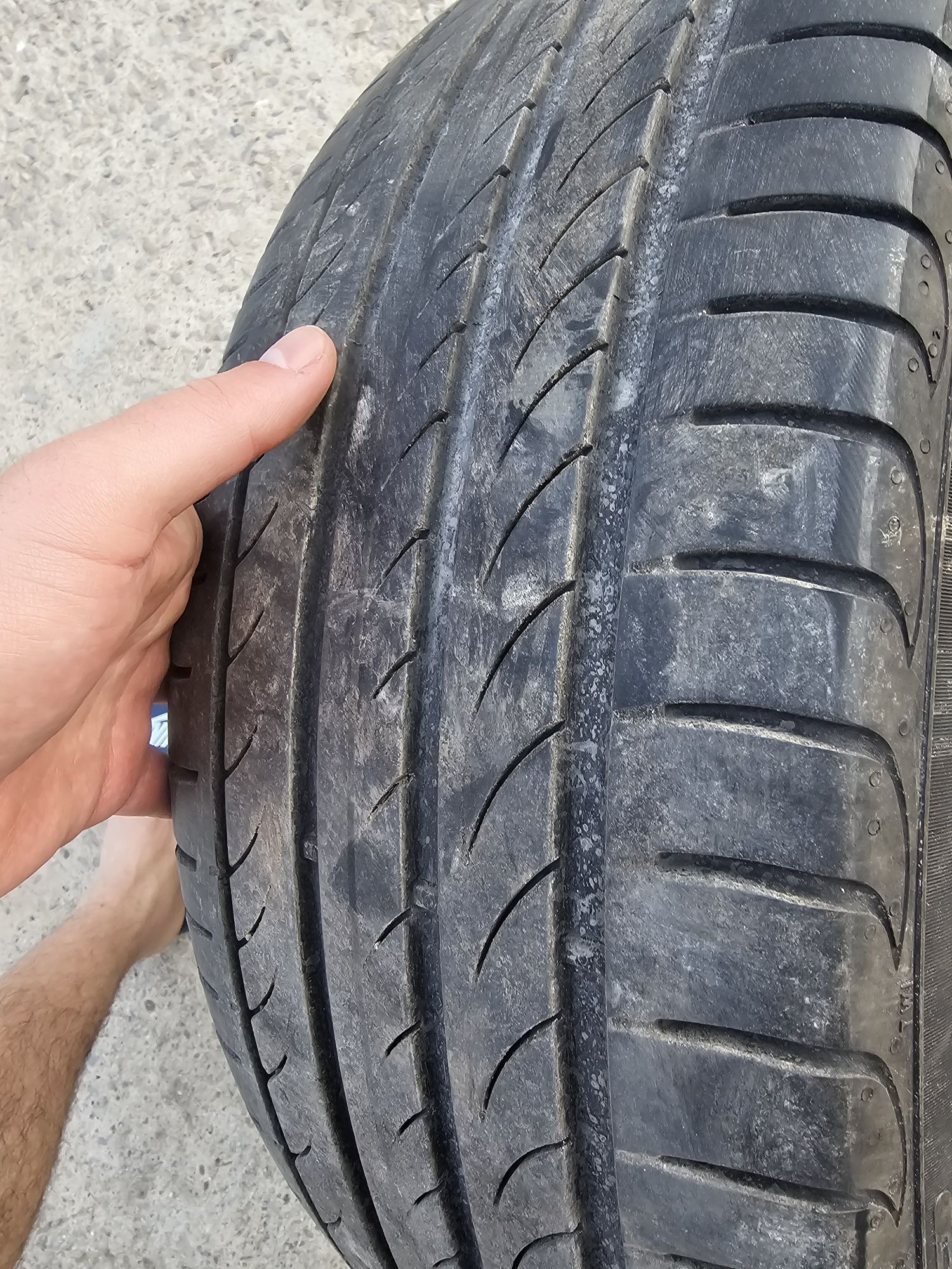 4 бр. джанти Volkswagen Verona Passat с гуми Pirelli Powergy 235/40/19