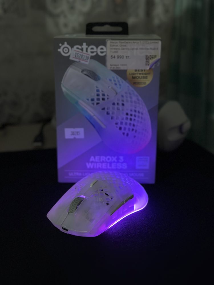 SteelSeries Aerox 3 Wireless Limited Ghost Edition