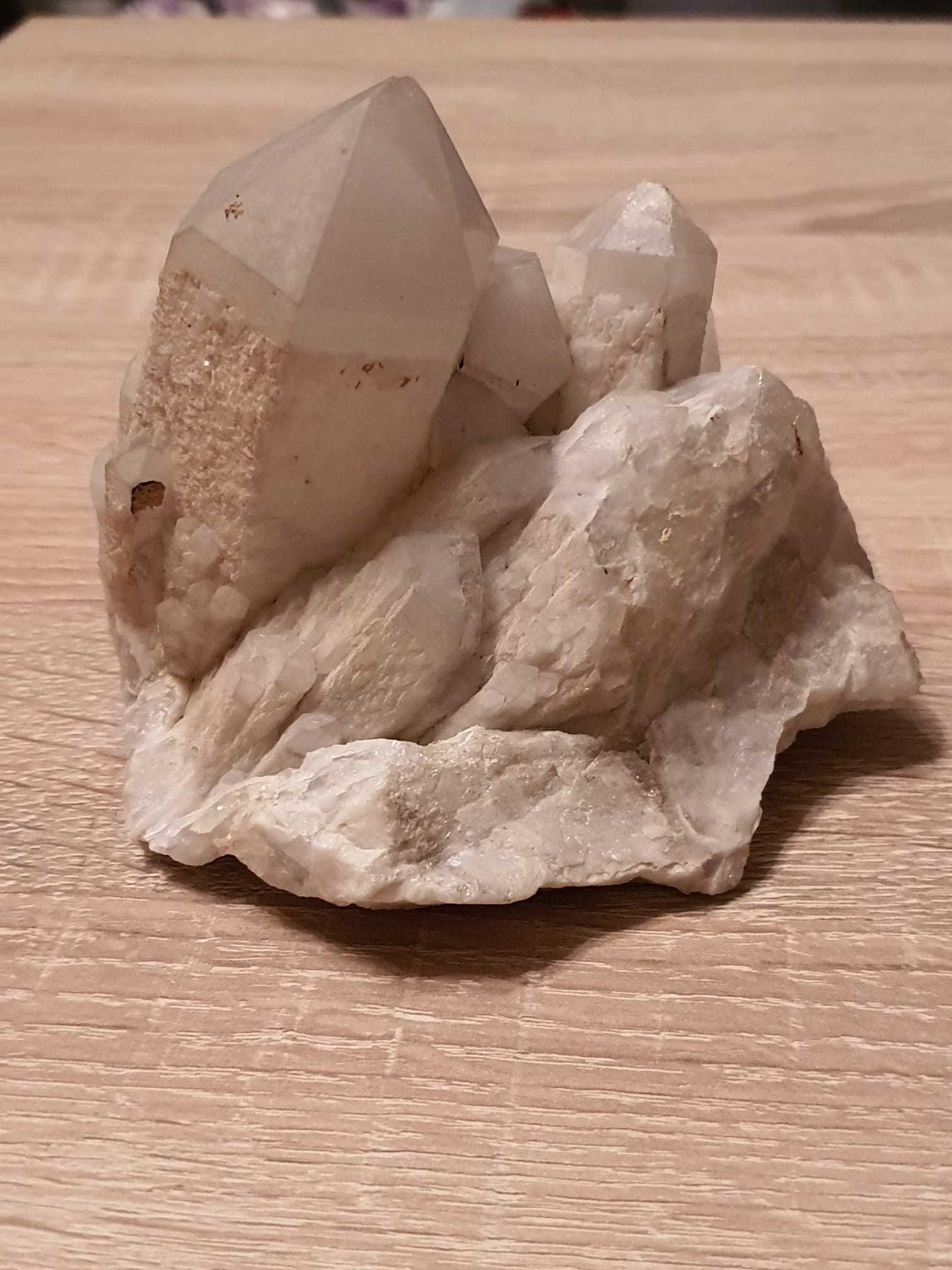 Floare de mina, cristal quartz, minerale