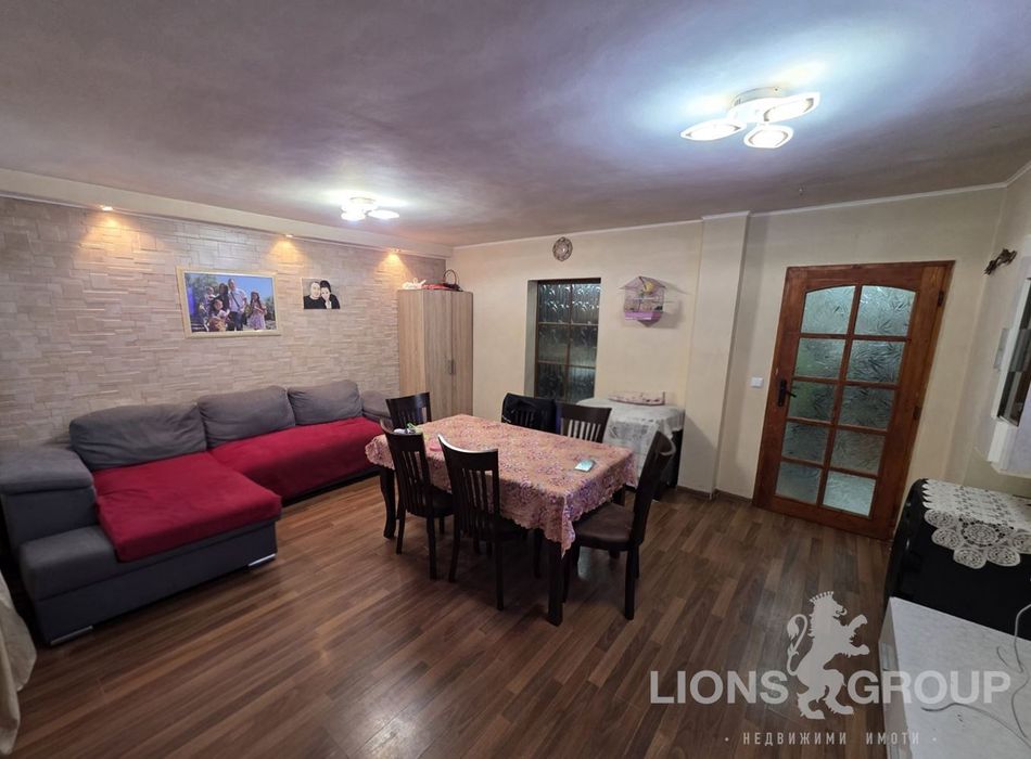 Продава се Двустаен апартамент в Варна, Колхозен пазар - 85 кв.м за 1818 €/кв.м - Снимка #3