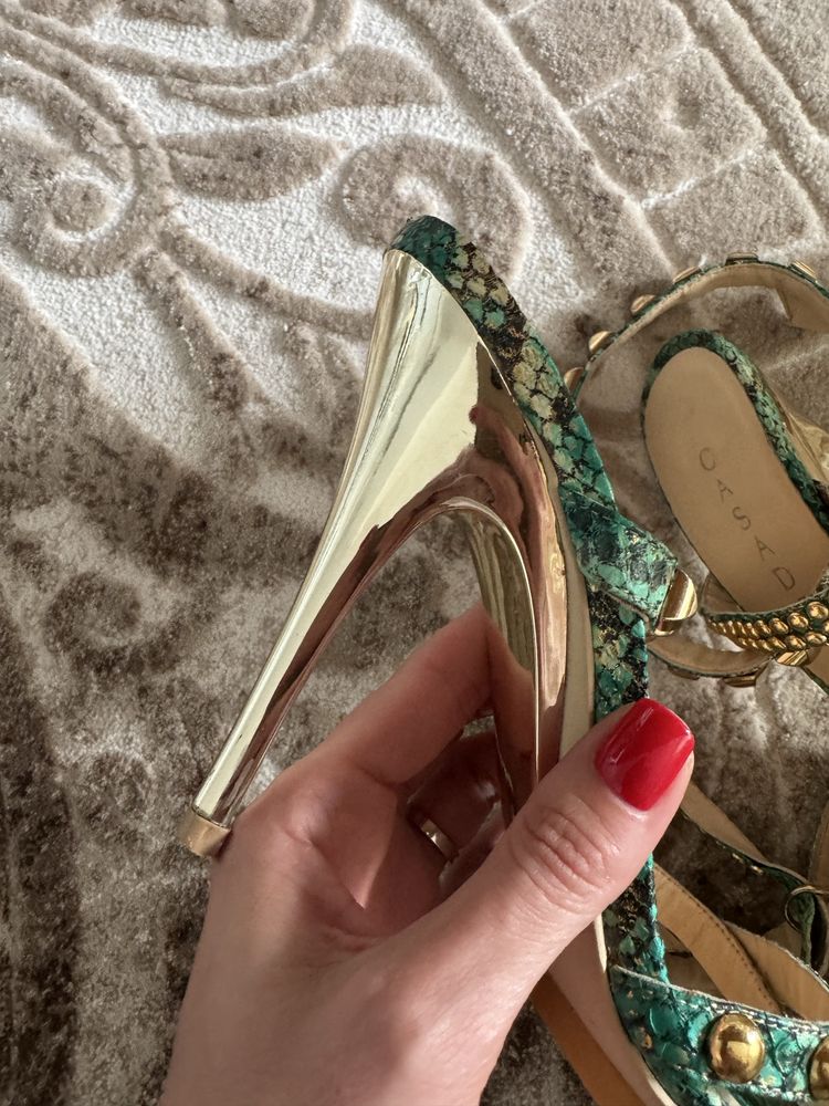 Дамски сандали Casadei