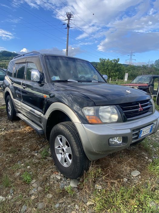 Dezmembrez Mitsubishi Pajero 3.2 DID
