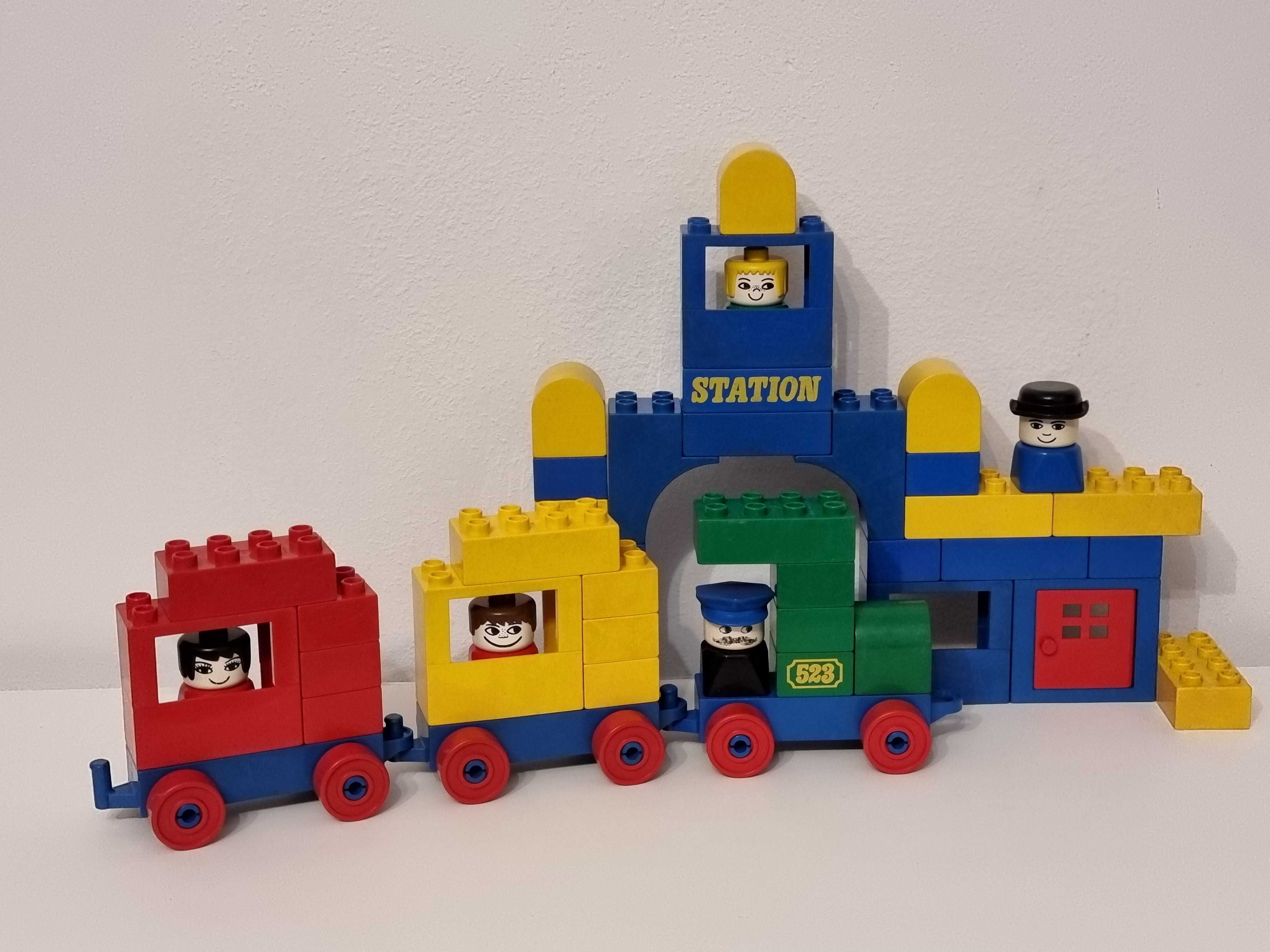 Tren si statie vintage Lego Duplo 523