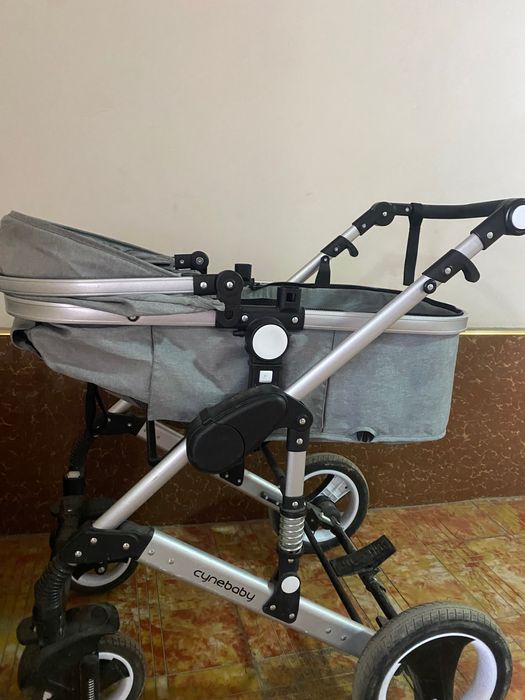 Kolyaska bolalar kalaskasi