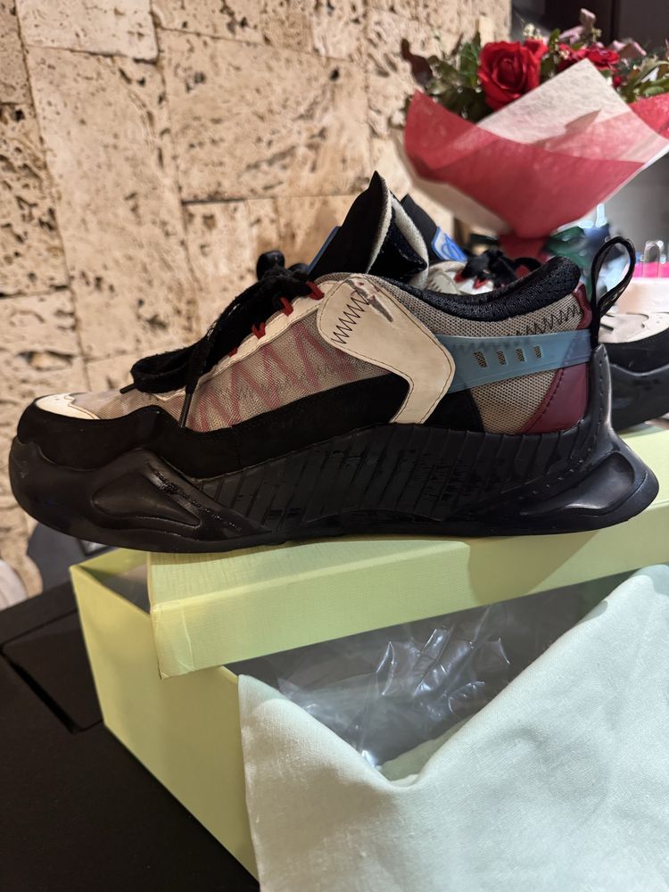 Off white odsy 1000