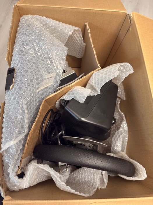 Volan Logitech G29 cu schimbator!
