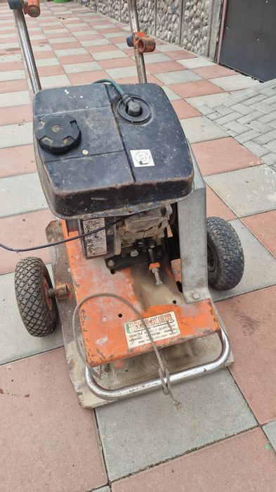 Placa Vibranta (Compactoare) profesională