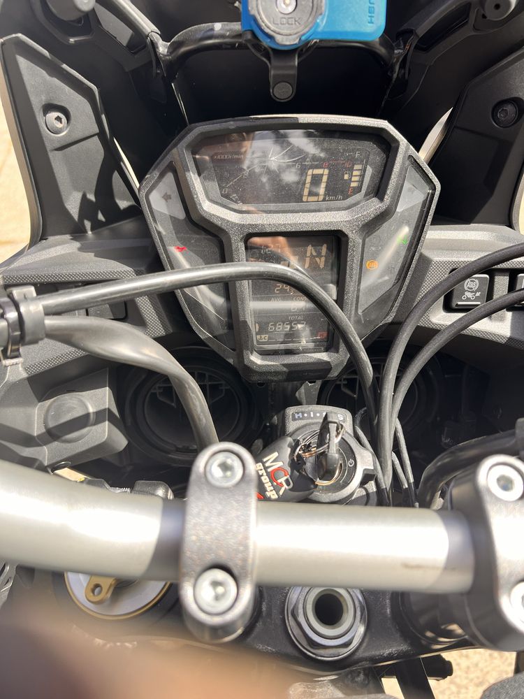 Honda Africa Twin 1000l manuala