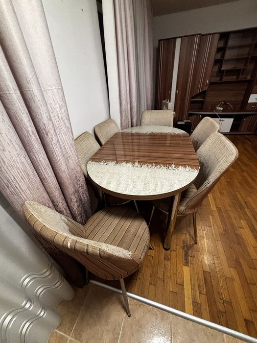 Masa extensibila si 6 scaune