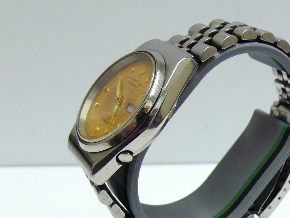 Автоматичен CITIZEN Мъжки ръчен часовник, работещ с Ден/Дата