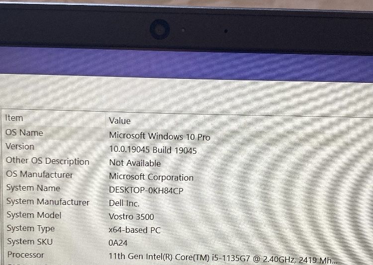 DELL Vostro 3000 лаптоп