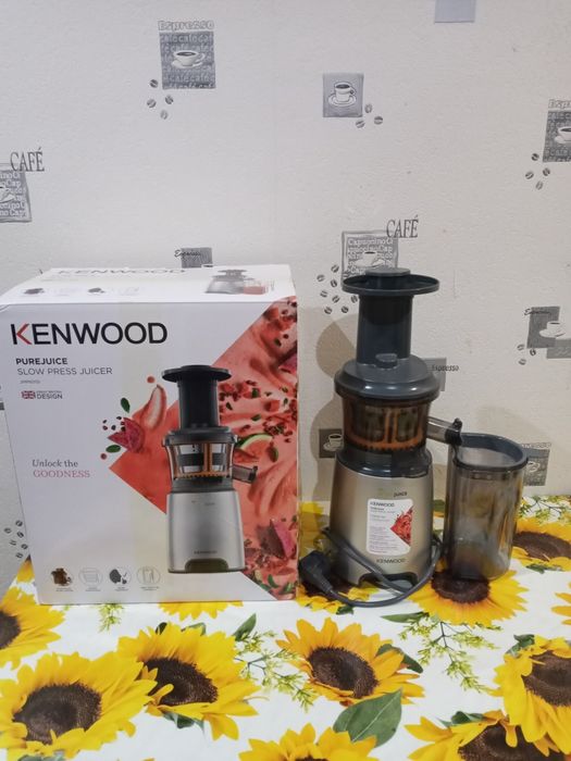 Продаётся  соковыжималка