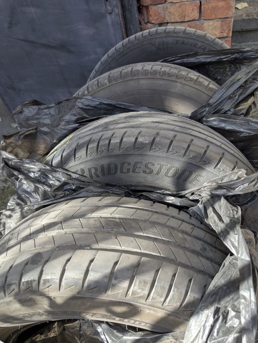 Bridgestone 225 65 17 летни Дот 2021, 4мм грайфер