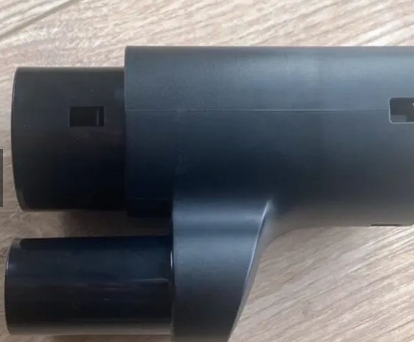 Adaptor Tesla CCS2, part number 1507231-00-A. Model S, Model X