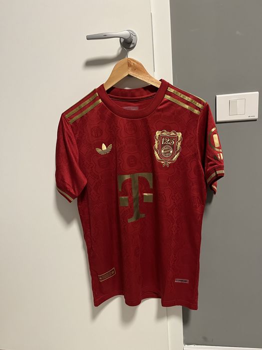 Fc Bayern Anniversary Kit