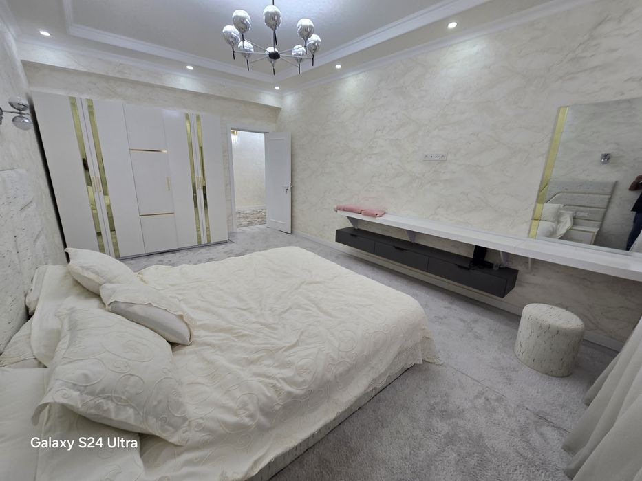 2 xona sotiladi barca jixozlqri bilan