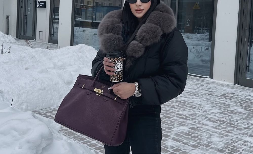 Трендовая модель из натурального песца