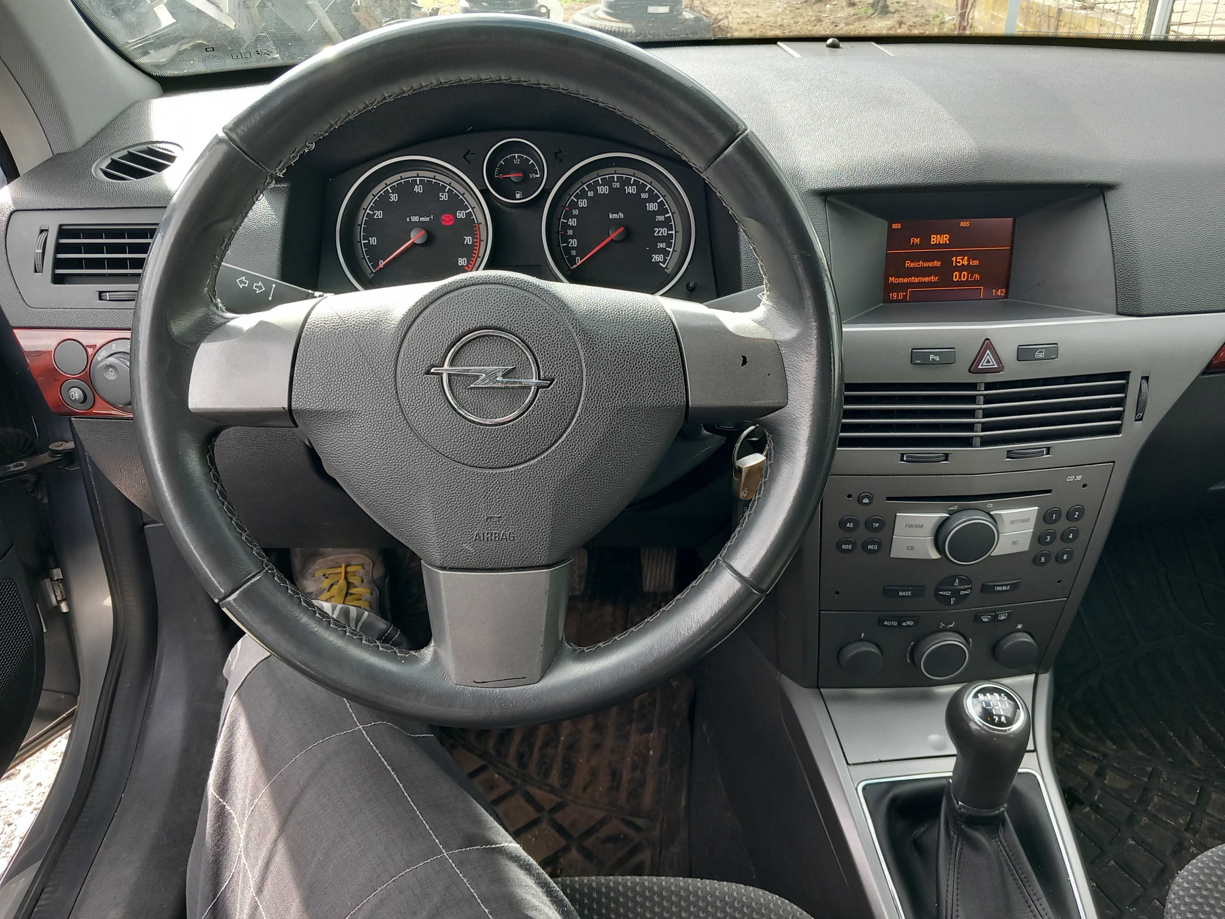 Opel Astra H- 1.4 16v Twinport-90кс/2008/- на части