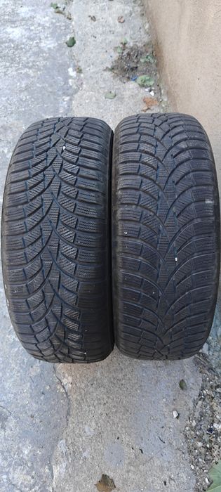 2 бр Зимни гуми Toyo 215/60/17