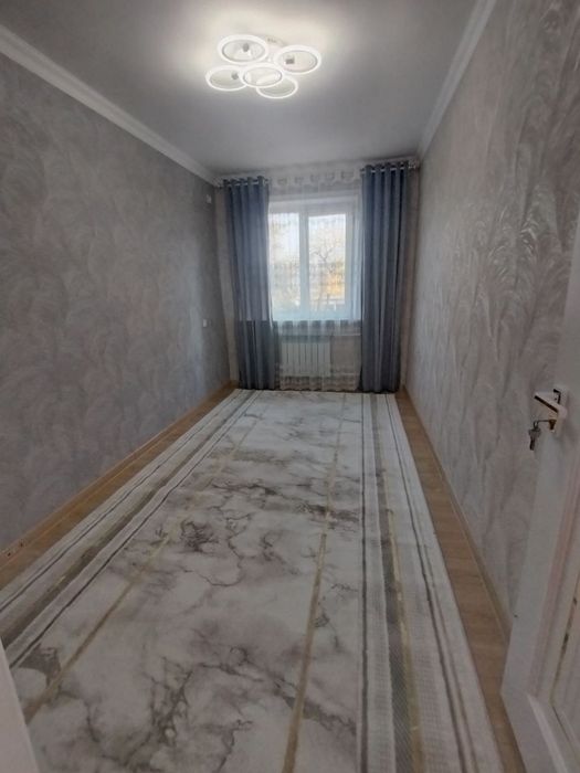 Сотилади Чилонзор Г9А квартал 2 хонали