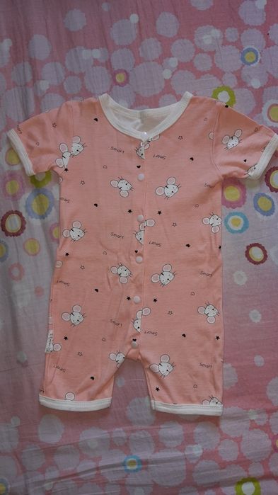 Продам песочник на девочку