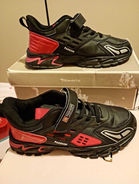 Adidași superbi unisex Nr.38