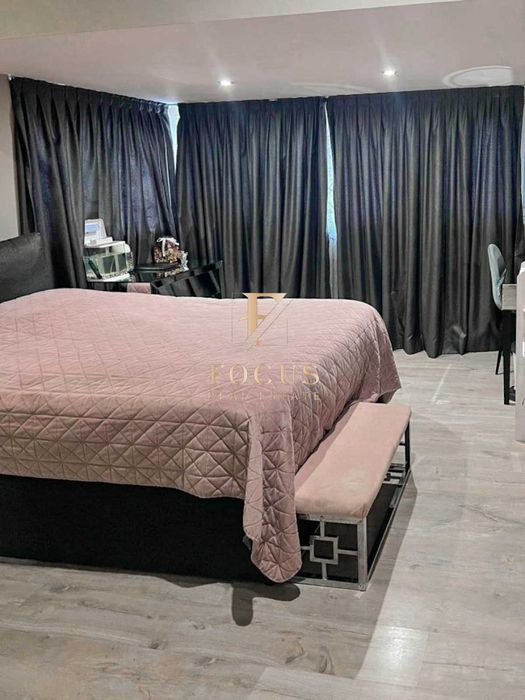 Продава се Тристаен апартамент в Пловдив, Кършияка - 100 кв.м за 2266 €/кв.м - Снимка #3