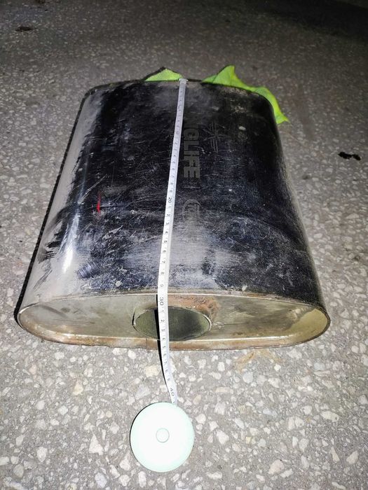 Продавам спортно гърне и резонатор на ф63