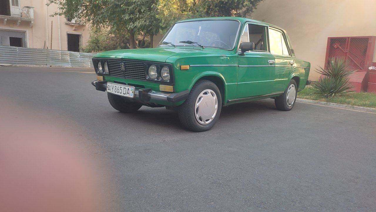 Ваз жигули  Ранги яшил.