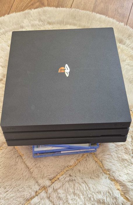 PlayStation 4 PRO