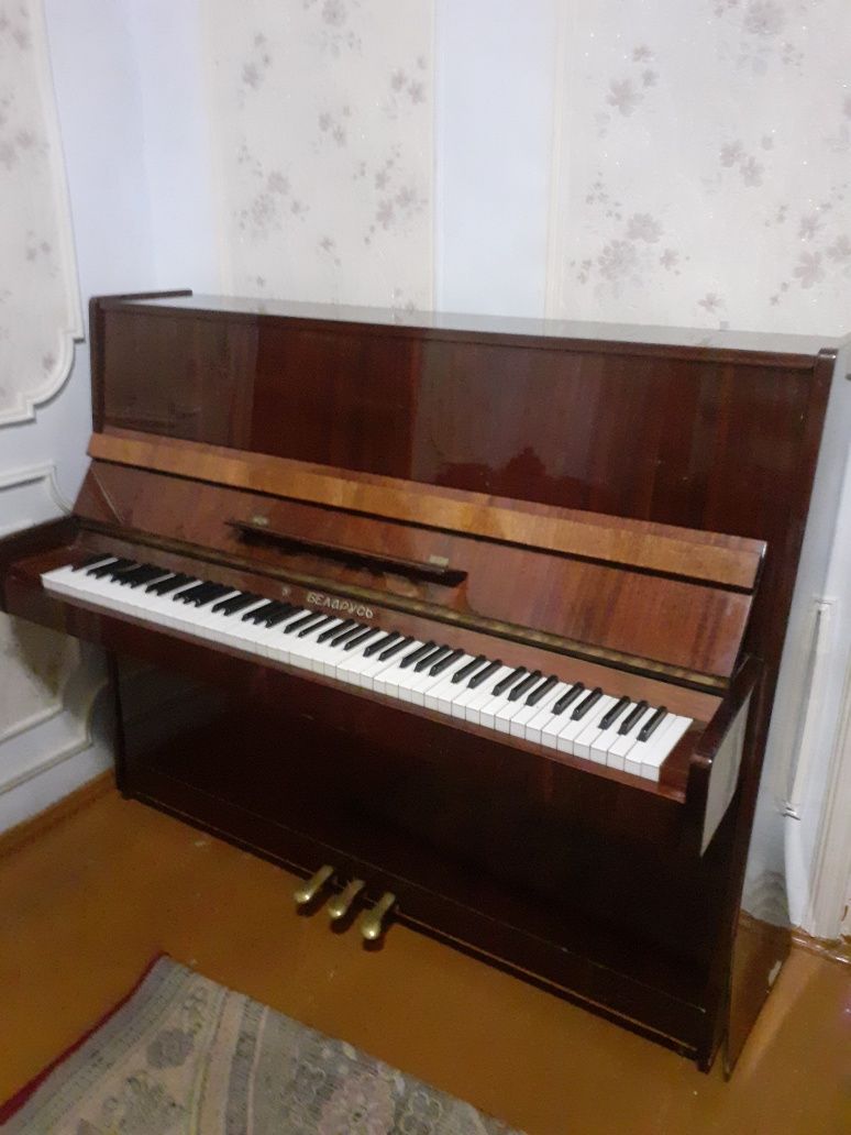 Belarus Fortepiano sotiladi/ Продаётя фортепиано Беларусь  300 y.e.