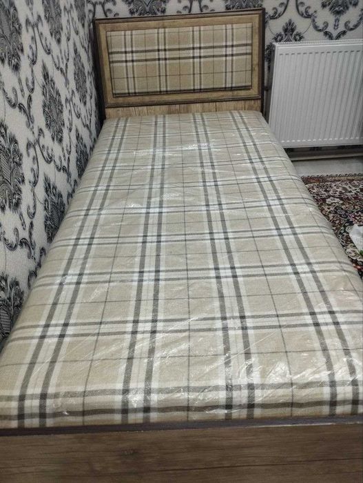 Кровать односпальная