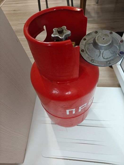 Продам газовый баллон с редуктором