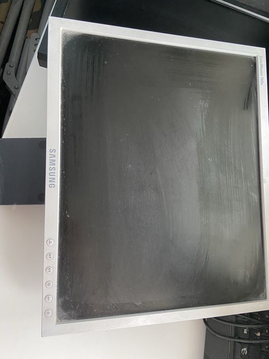 Мониторы,клавиатура