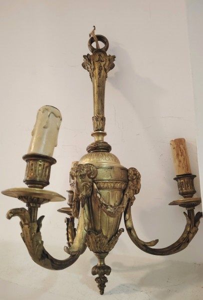 Piesa deosebita antica . Candelabru Empire din bronz masiv cu 3 brațe