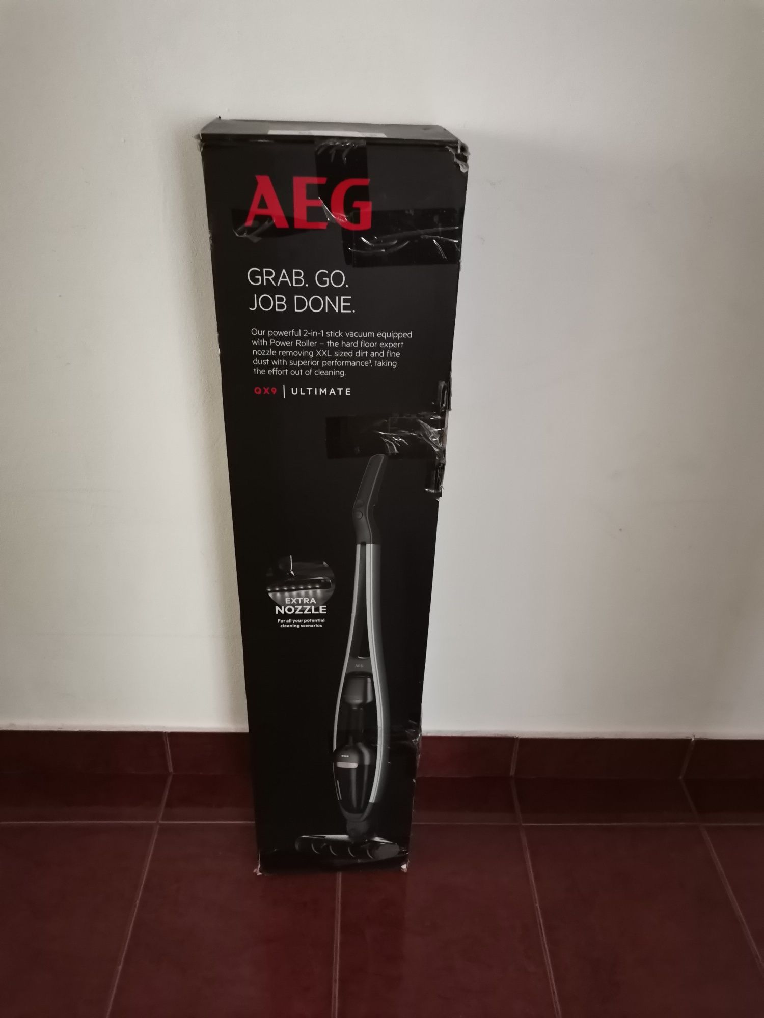 Aspirator vertical AEG