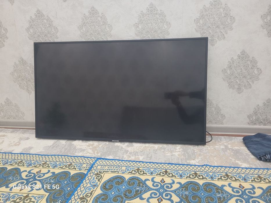 Телевизор Самсунг лед