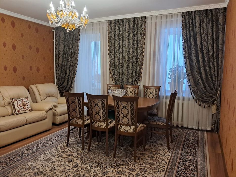 Продается 4х комнатная квартира