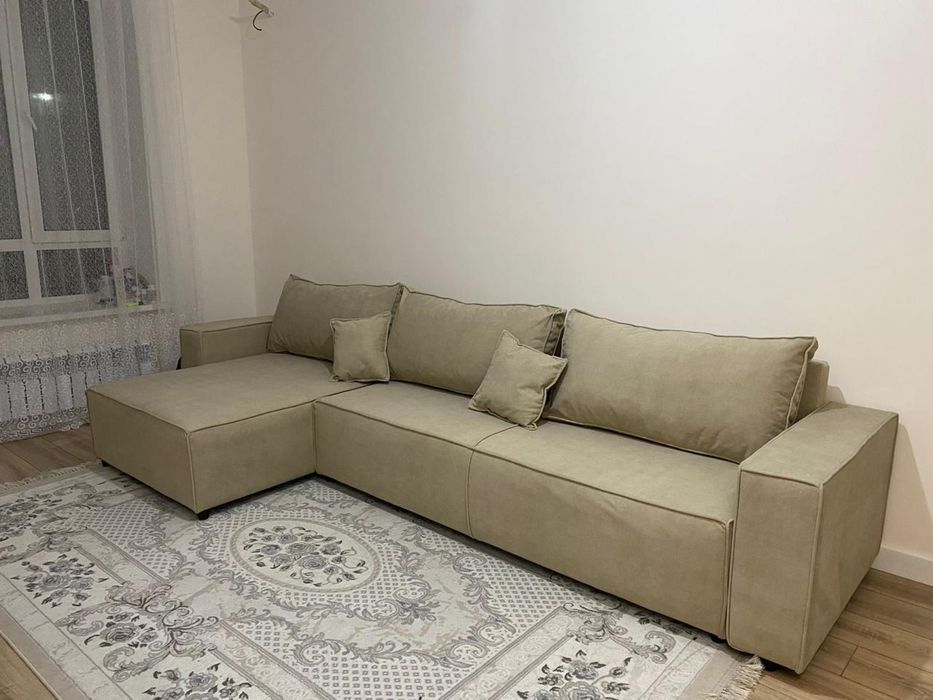 Продам диван угловой