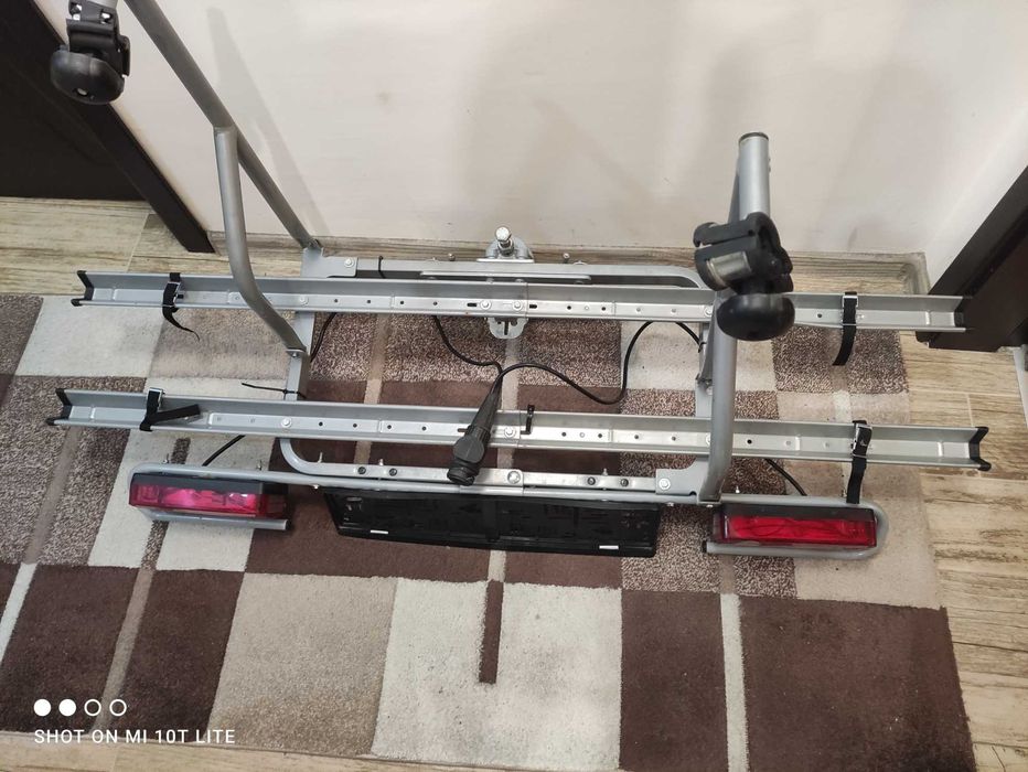 Багажник за велосипеди на теглич