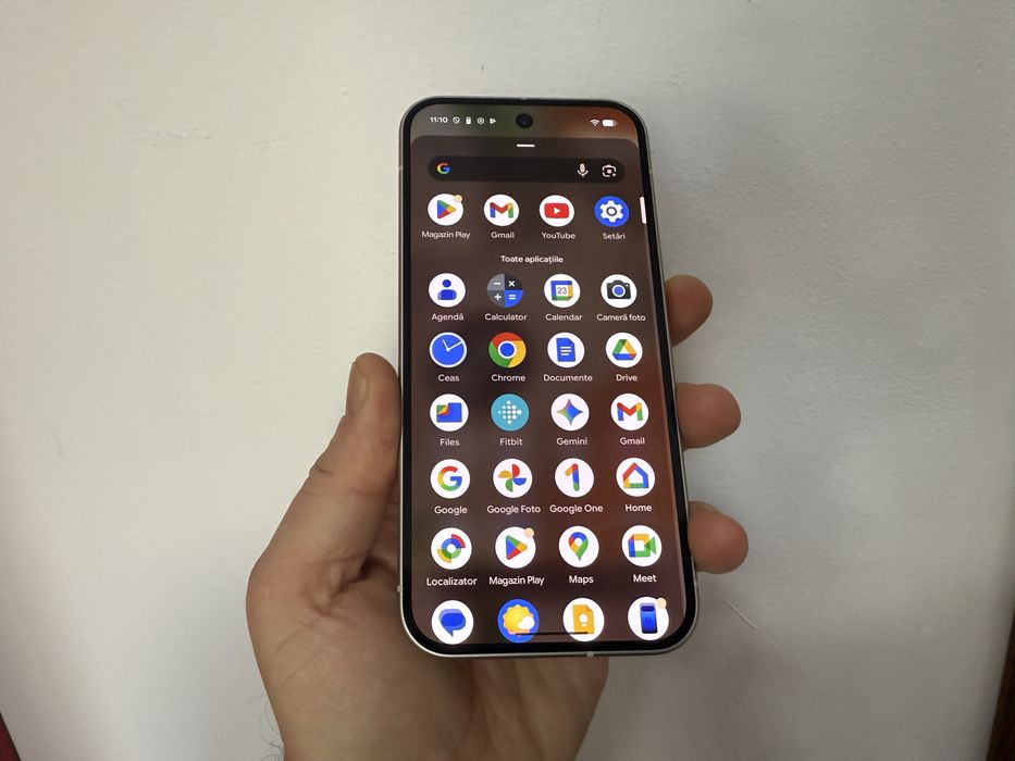 Google Pixel 9, 256 gb, 12 gb ram, 5G, Porcelain, nou