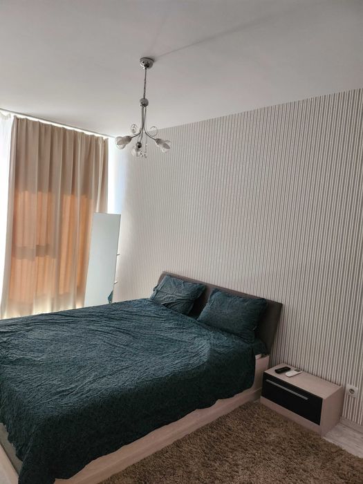 Dau in chirie ap. 2 camere bloc Ared